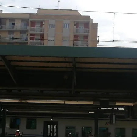 Station Garden Luxury Nocleg ze śniadaniem *